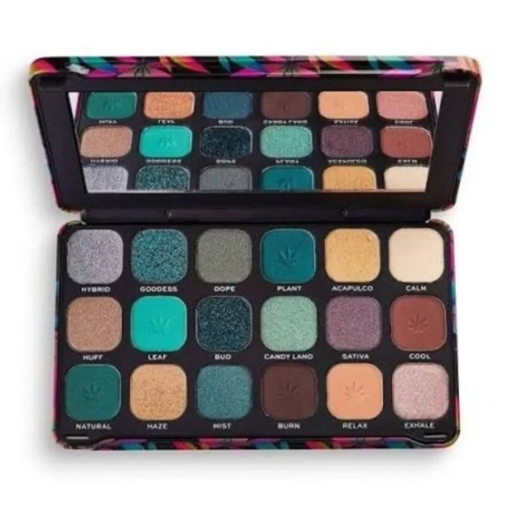 Makeup Revolution Chilled Forever Dynamic 18 Eyeshadow Palette Hemp Seed Oil New